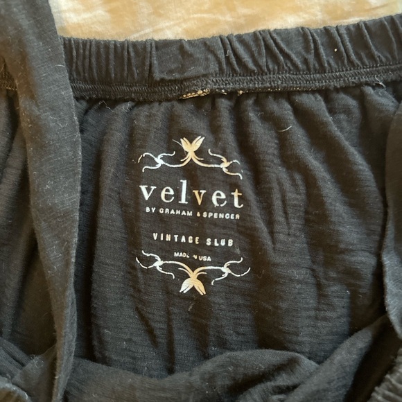 Velvet off the shoulder t-shirt - Picture 2 of 2